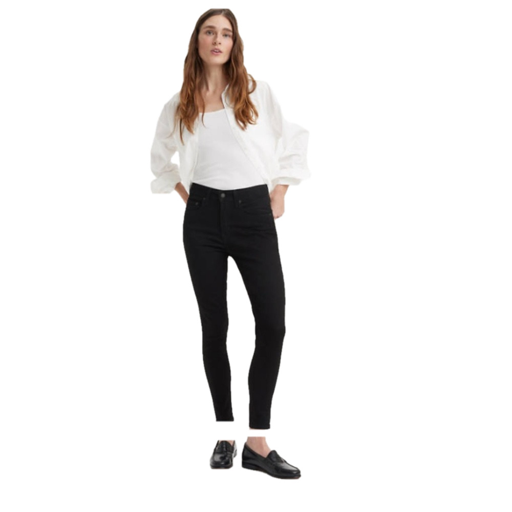 Levi’s Black Straight Leg Women Jeans BNWOT!